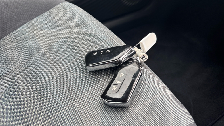 Volkswagen ID.3 150kW Life Pro Performance 58kWh 5dr Auto Electric Hatchback